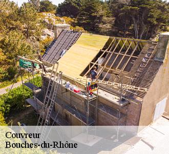 L’entreprise SC Chevalier rénovation prend en main l’installation de votre isolation de toiture dans le 13